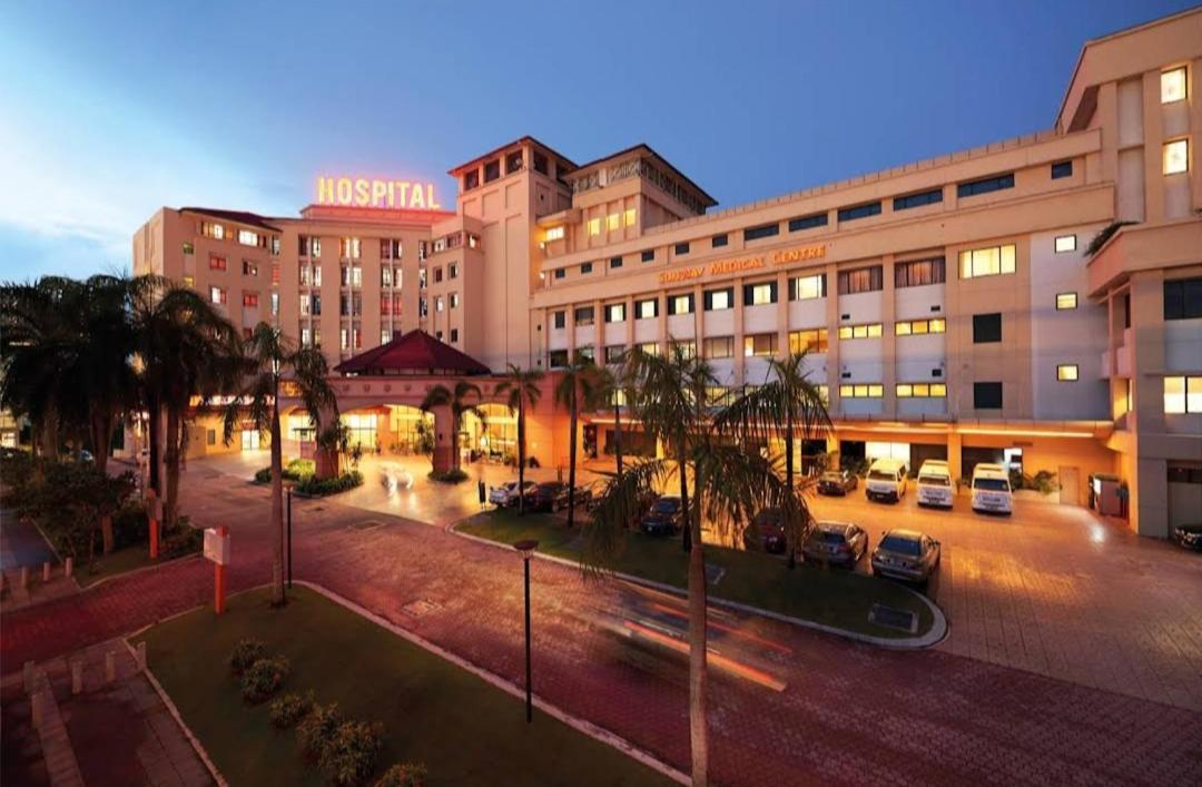 Greenfield With Amazing Pool View And High-speed Wi-fi * Petaling Jaya