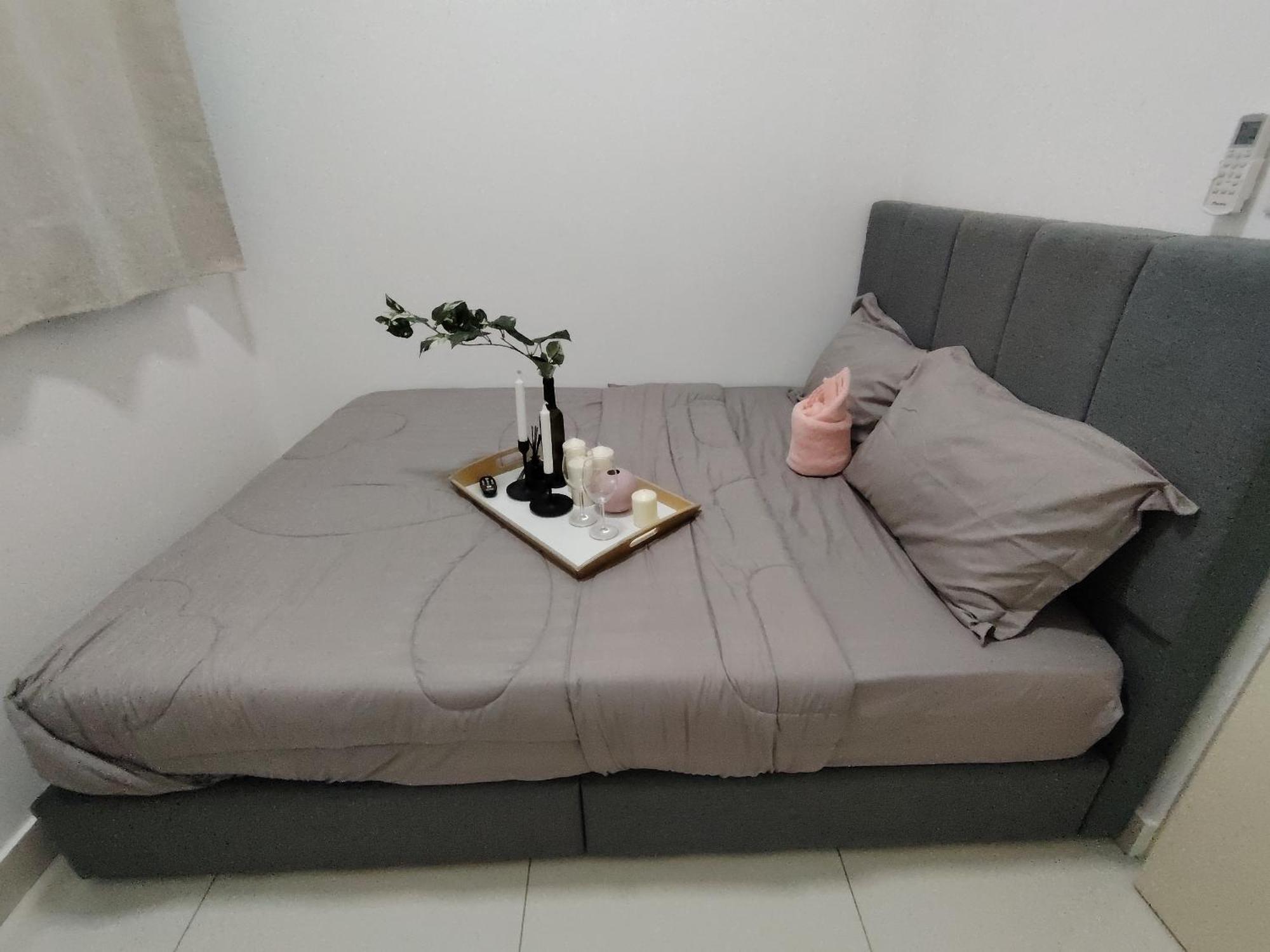 Greenfield With Amazing Pool View And High-speed Wi-fi Apartment *