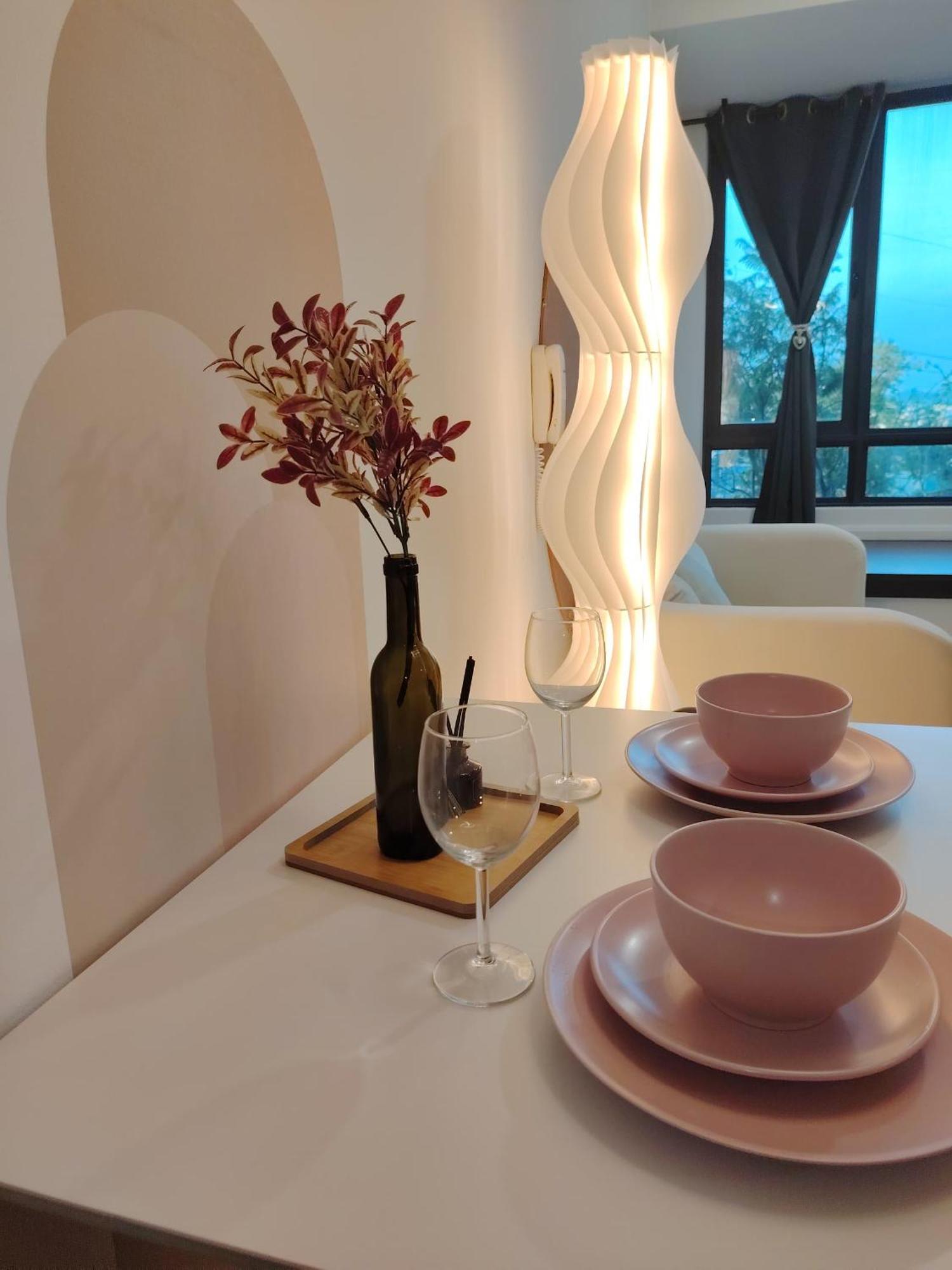 Apartment Greenfield With Amazing Pool View And High-speed Wi-fi *