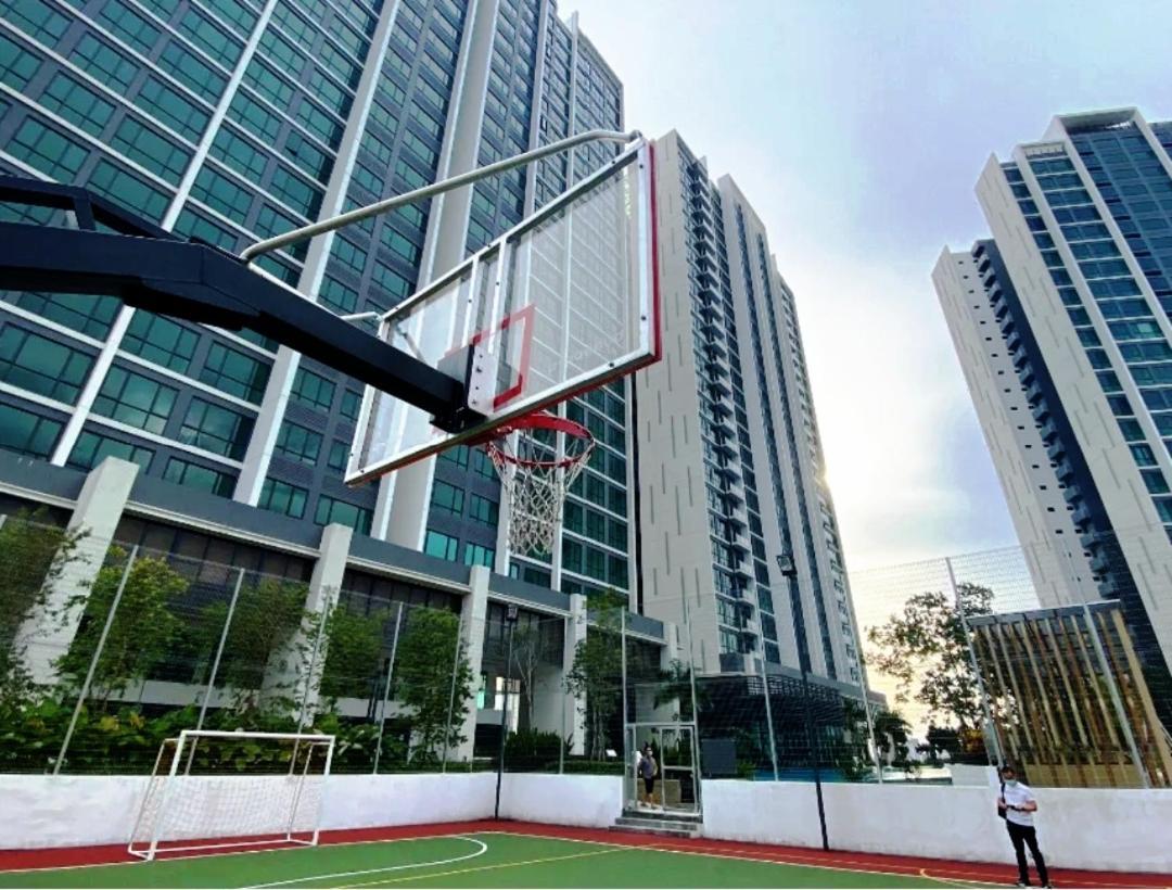 Apartment Greenfield With Amazing Pool View And High-speed Wi-fi Petaling Jaya